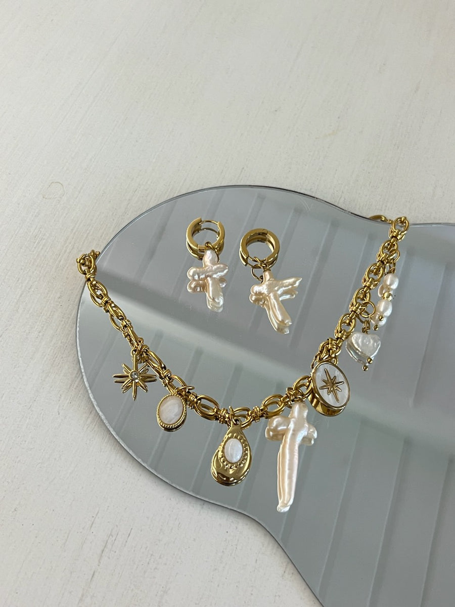 GOLD CHARM NECKLACE